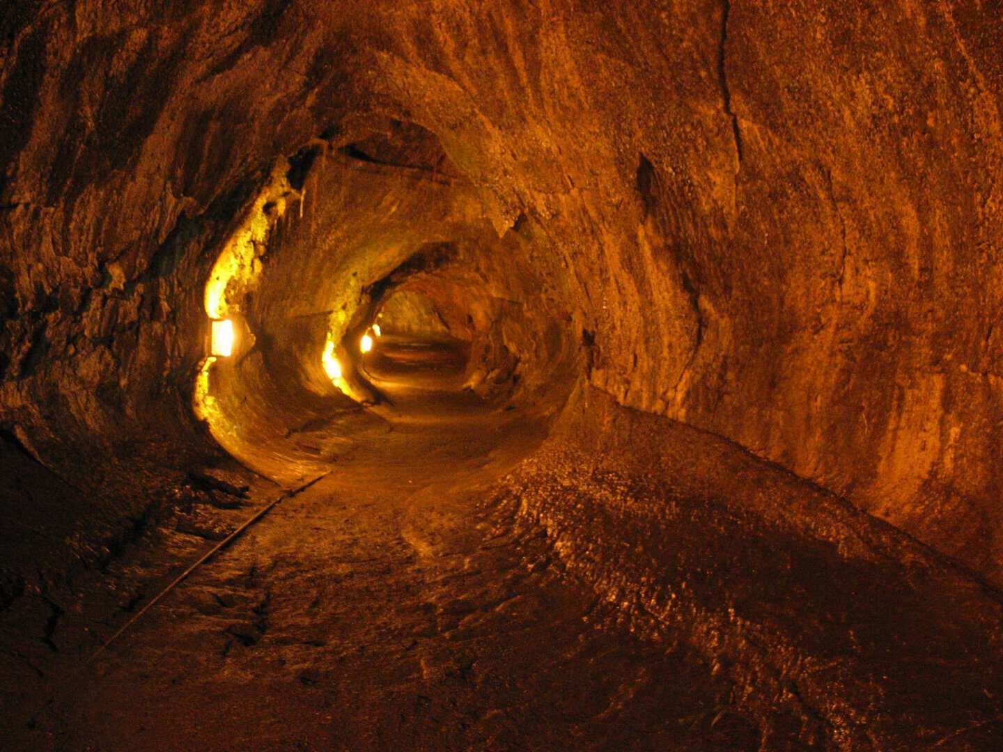 tunnel lavico