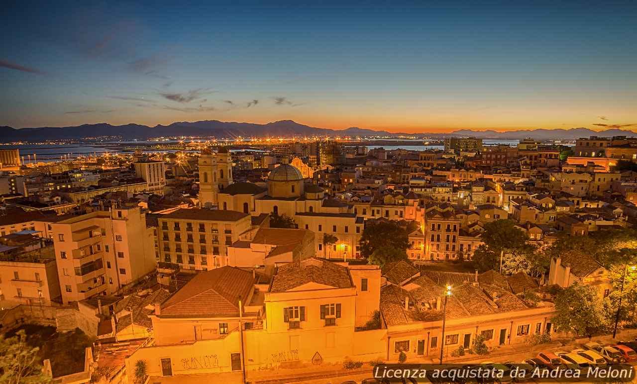 Meteo Cagliari: Nubi Sparse Oggi, Seguirà Cielo Poco Nuvoloso e Vento
