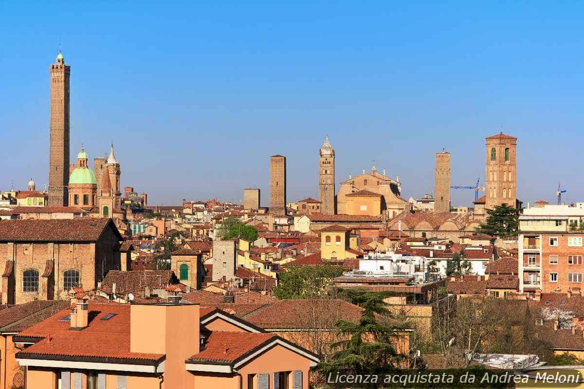 Meteo Bologna: domani sereno, aumento di nuvolosità nel weekend