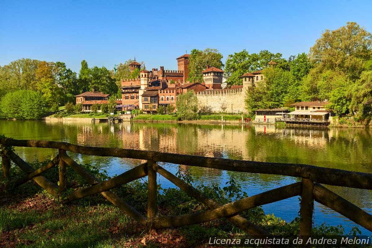 Meteo Torino: Domani nuvoloso con rovesci, seguiti da nubi sparse e piogge intermittenti