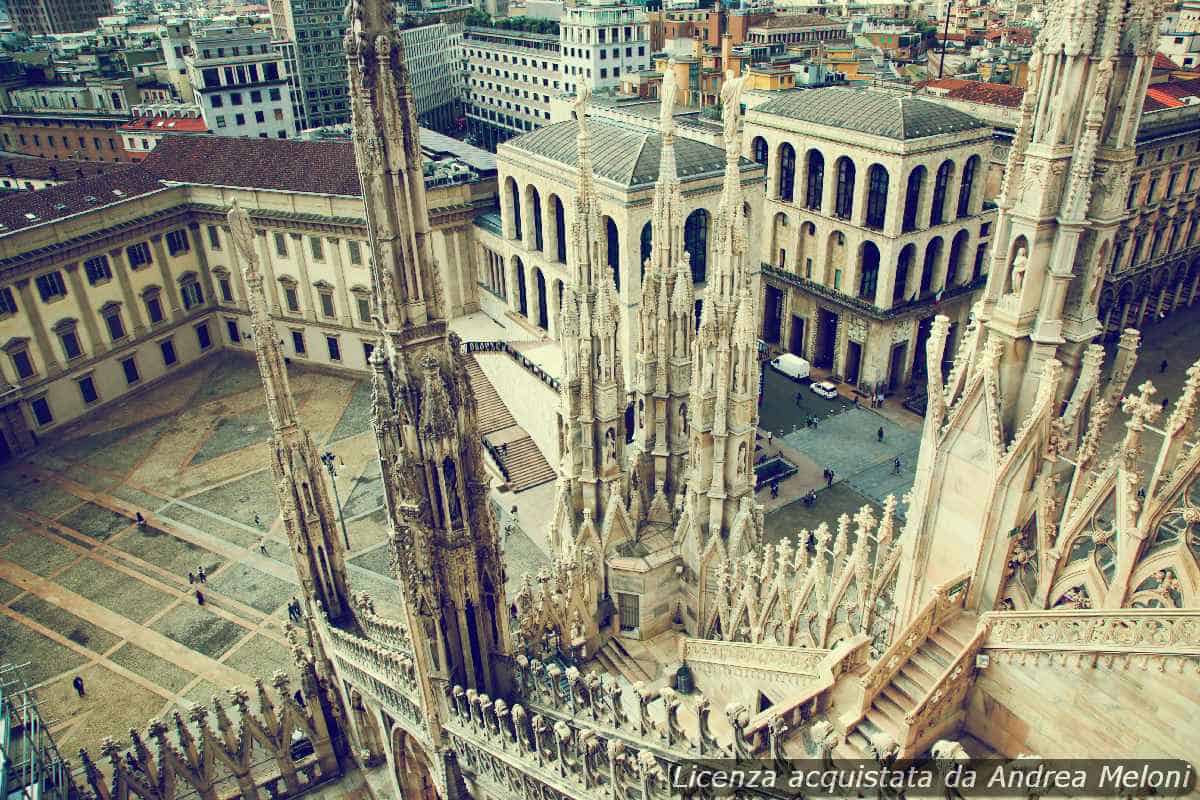 Meteo Milano: Nuvolosità e Rovesci Alternati a Vento nei Prossimi Giorni