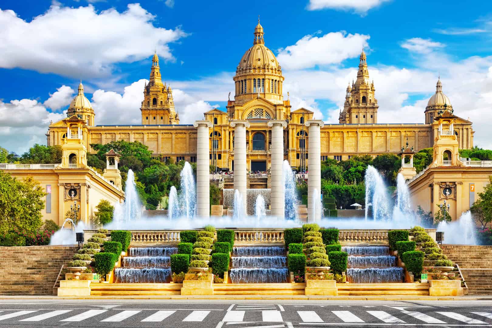 Barcellona, Spagna, un viaggio alla sua scoperta:  una città che affascina e incanta