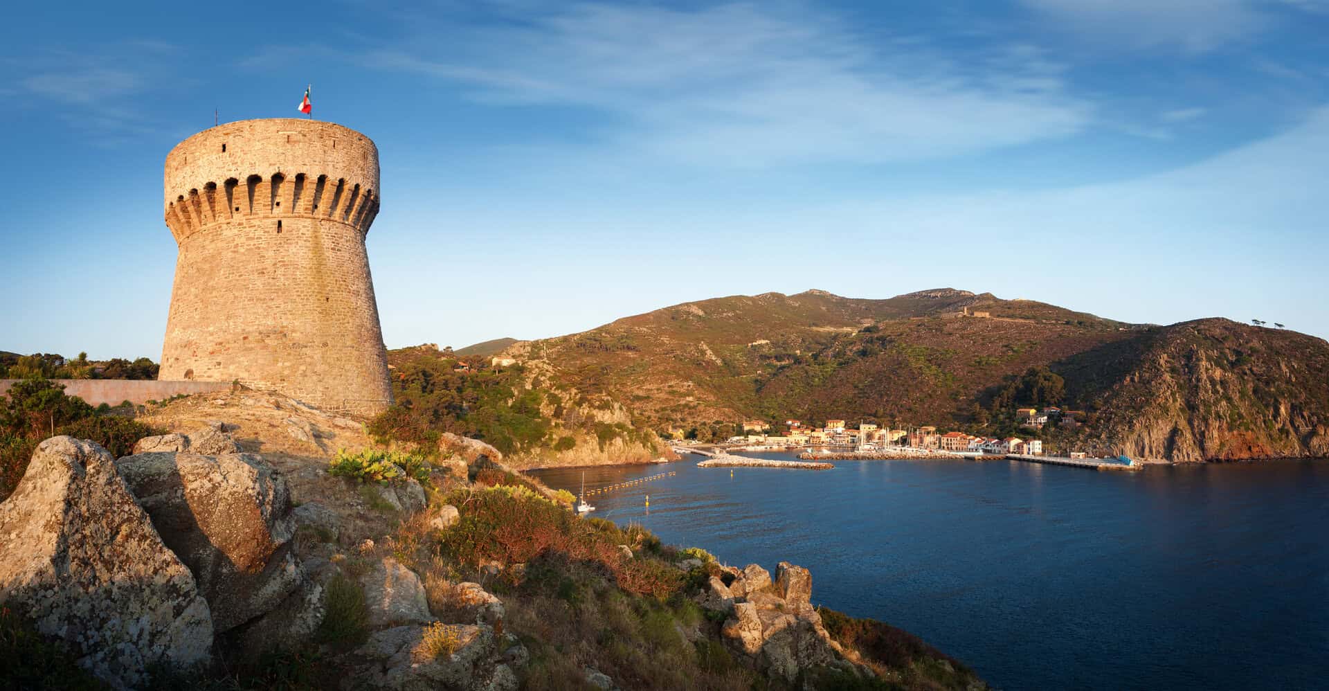 capraia torre panorama