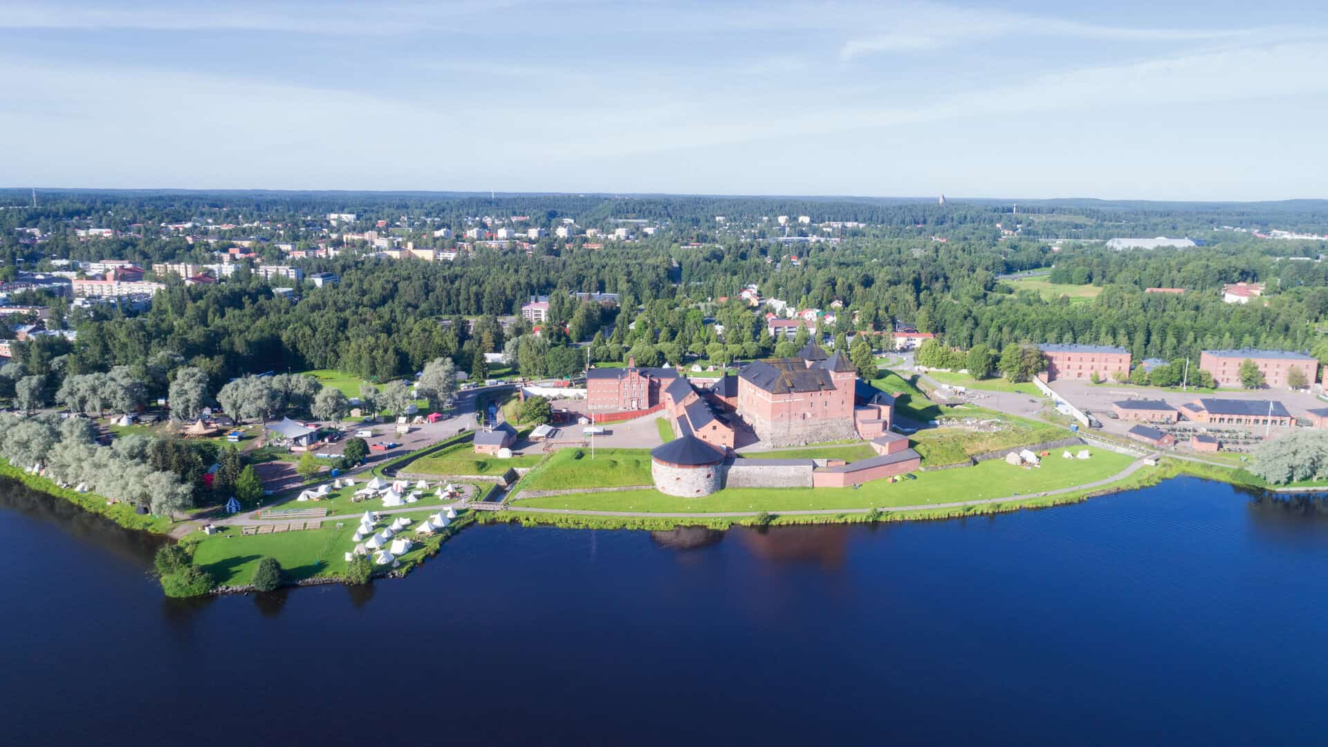 castello hameenlinna finlandia