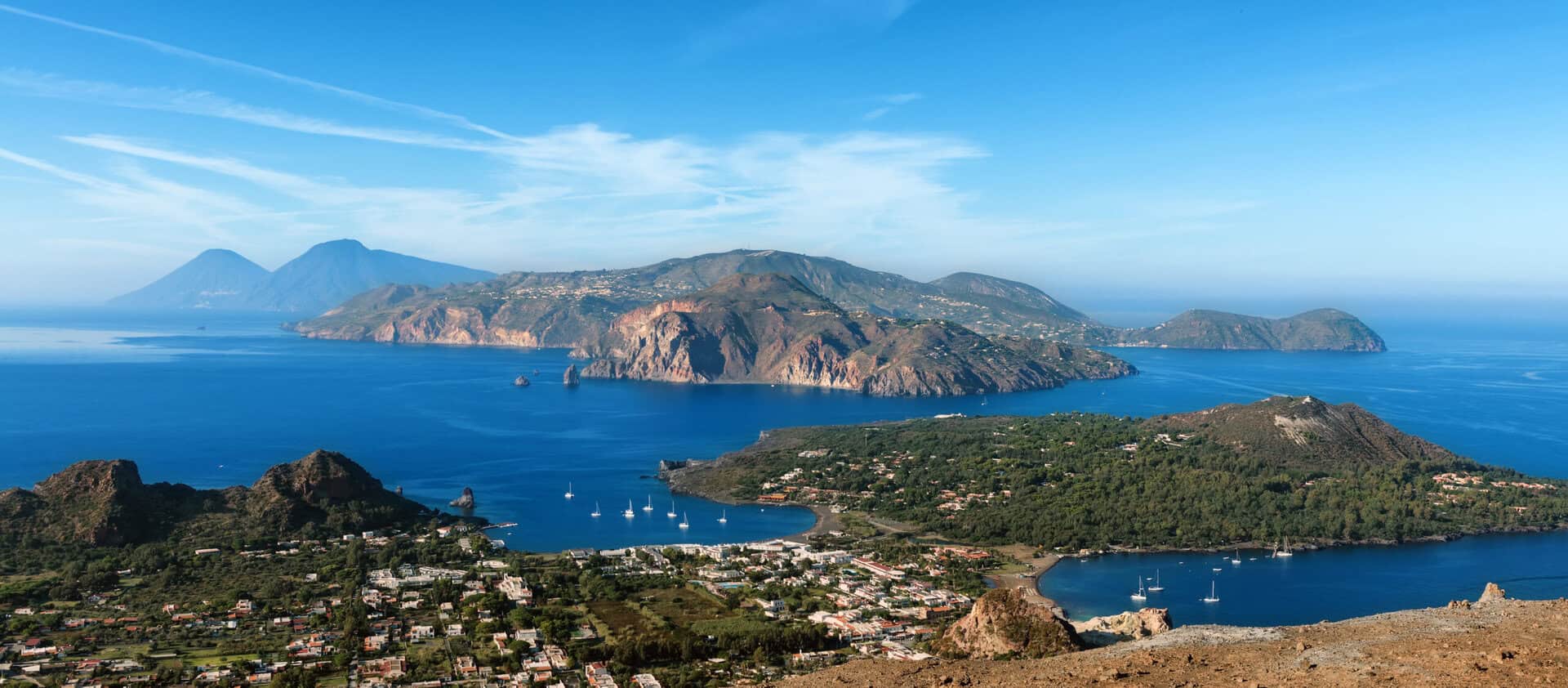 Turismo nelle isole Eolie: Itinerari e consigli per un’escursione indimenticabile