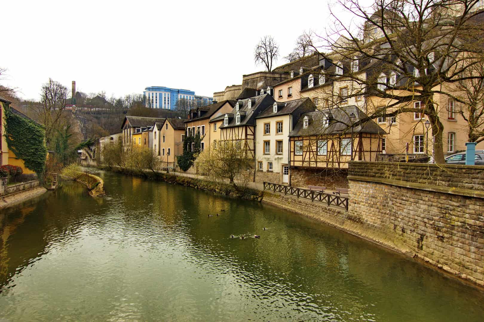 dreamstime m 52807799