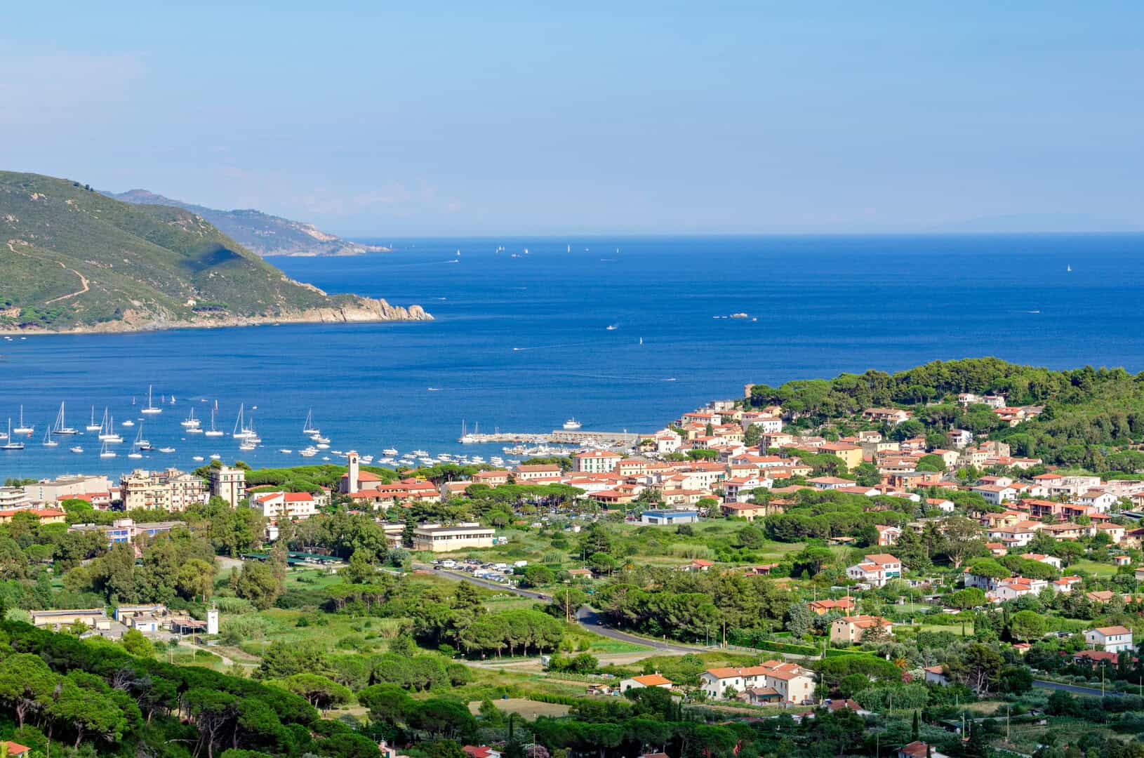 Viaggio alla scoperta della tranquillità sull’isola di Elba. Una guida dettagliata