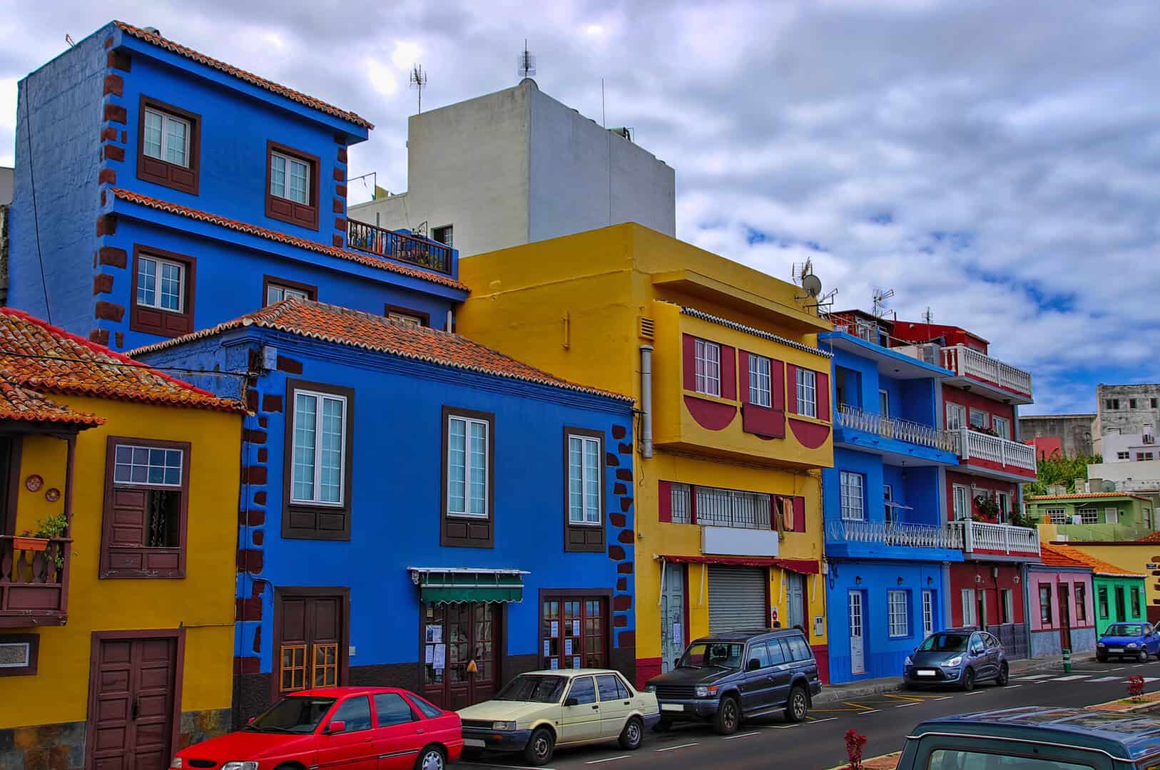 tazacorte case colorate canarie