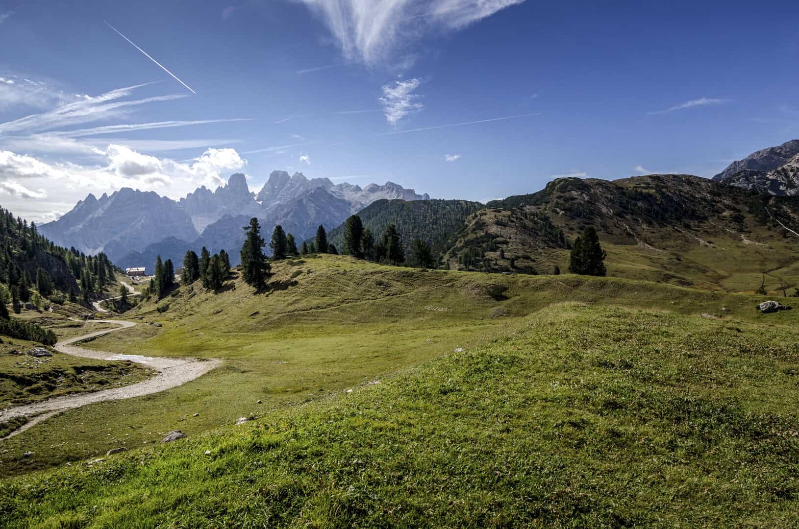 Turismo lento in Trentino: alla scoperta della Val d’Algone, tra i paesaggi mozzafiato delle Dolomiti