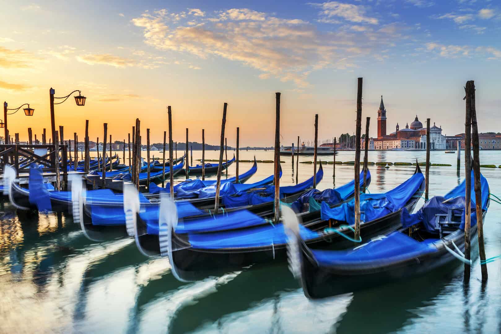 venezia gondole blu