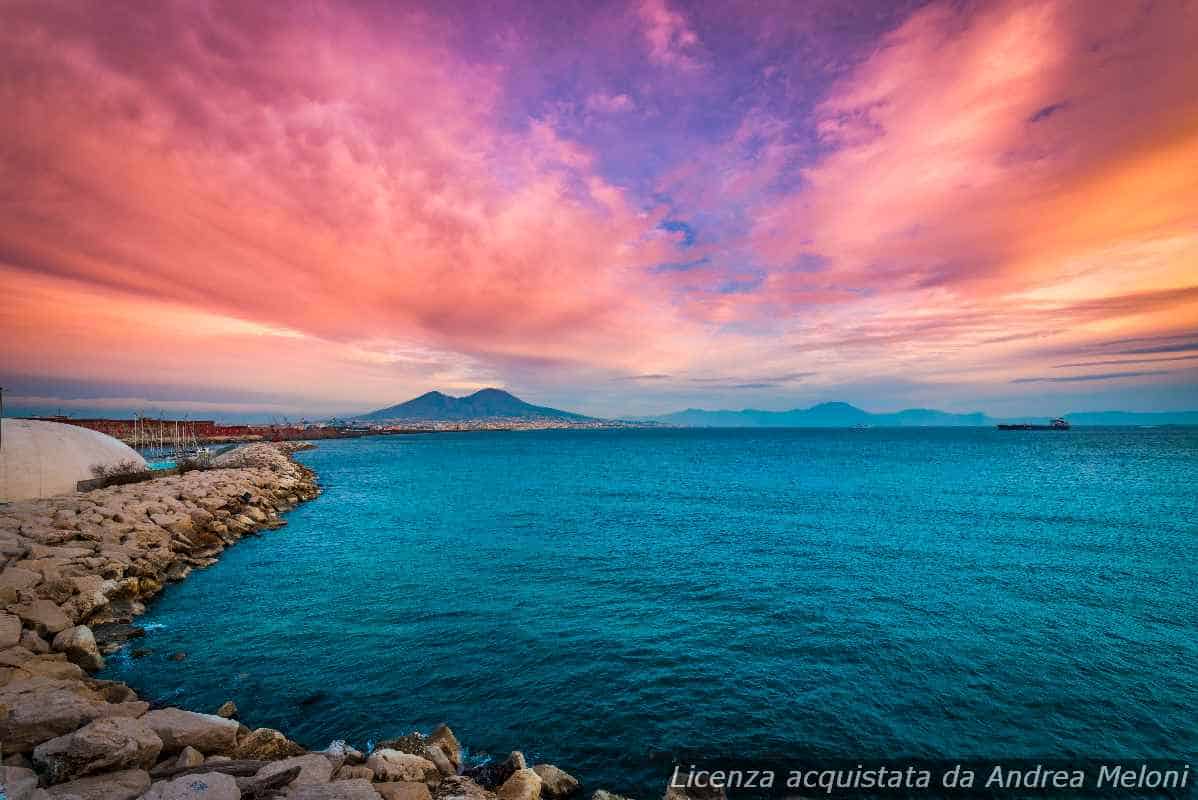 Meteo Napoli oggi quasi sereno, poi poco nuvoloso