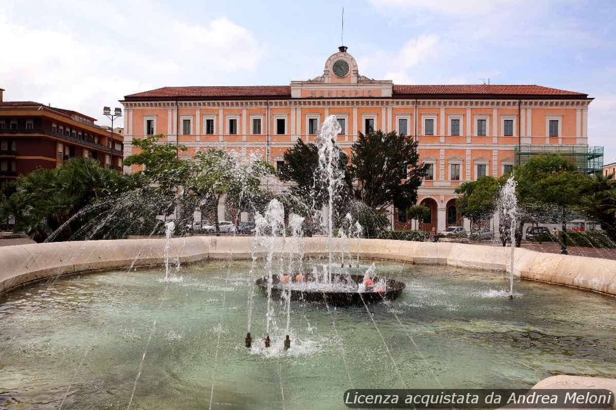 Meteo Campobasso: Sereno e Ventoso, Seguono Nuvole e Rovesci