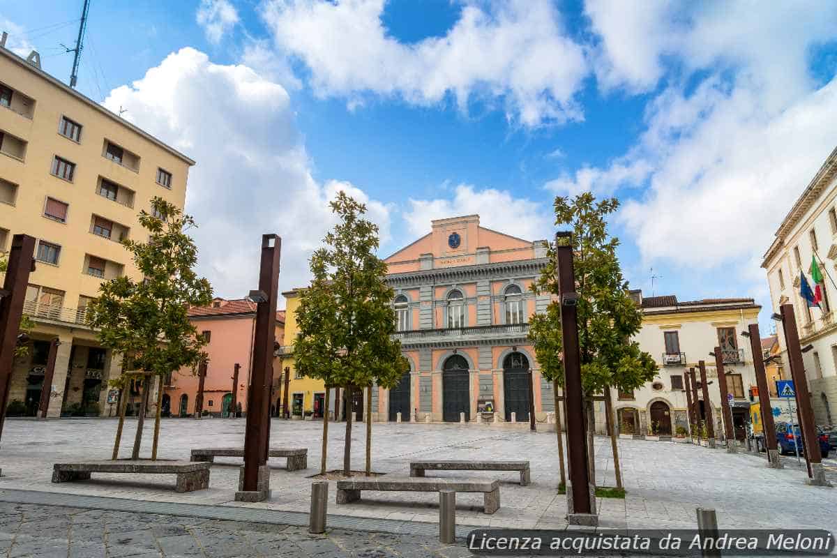 Meteo Potenza: Domani poco nuvoloso con temporali, seguito da giorni simili