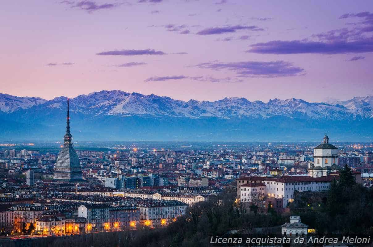 Meteo Torino: Nubi Sparse Seguite da Rovesci, Scopri i Dettagli