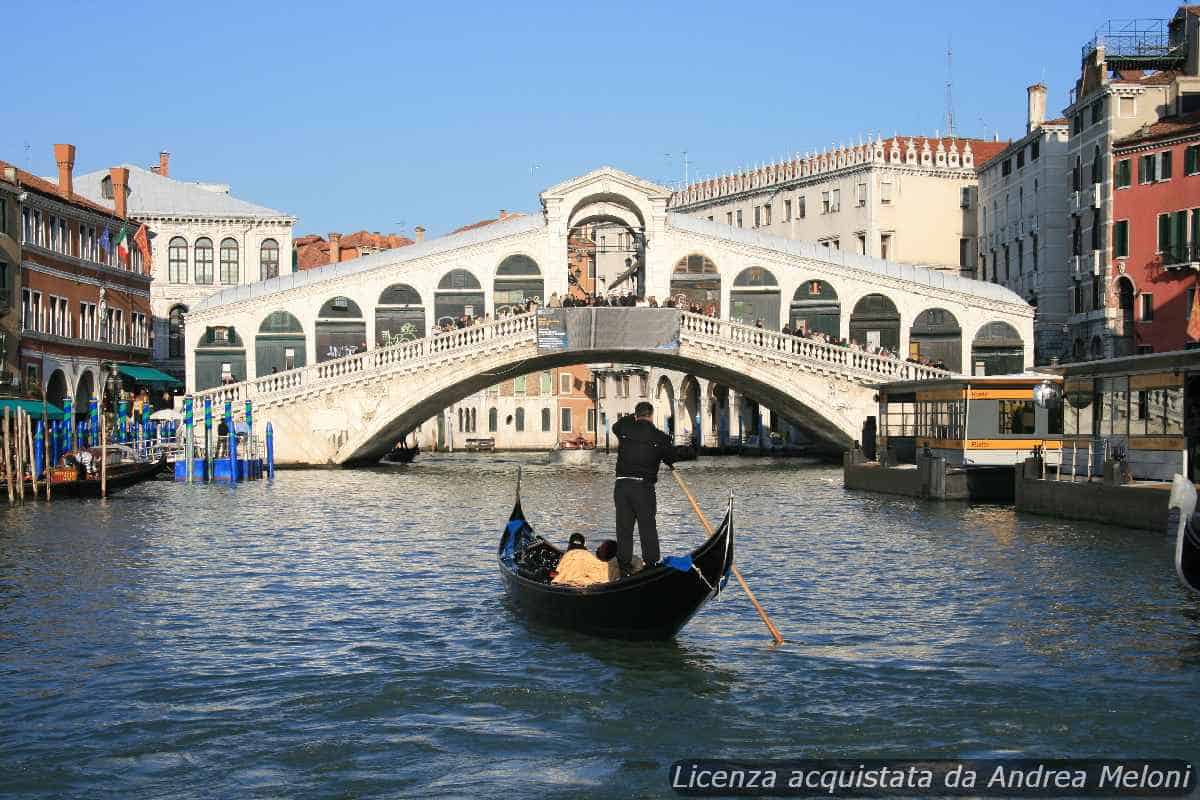Meteo Venezia: Domani Nuvoloso con Rovesci, Seguiranno Giornate di Pioggia Intensa