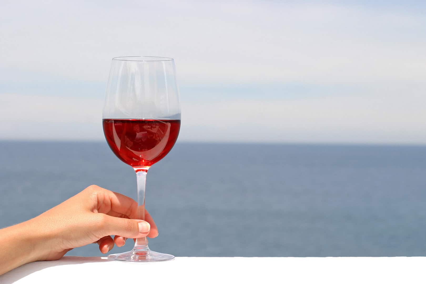 bicchiere vino quotidiano sicuro o no