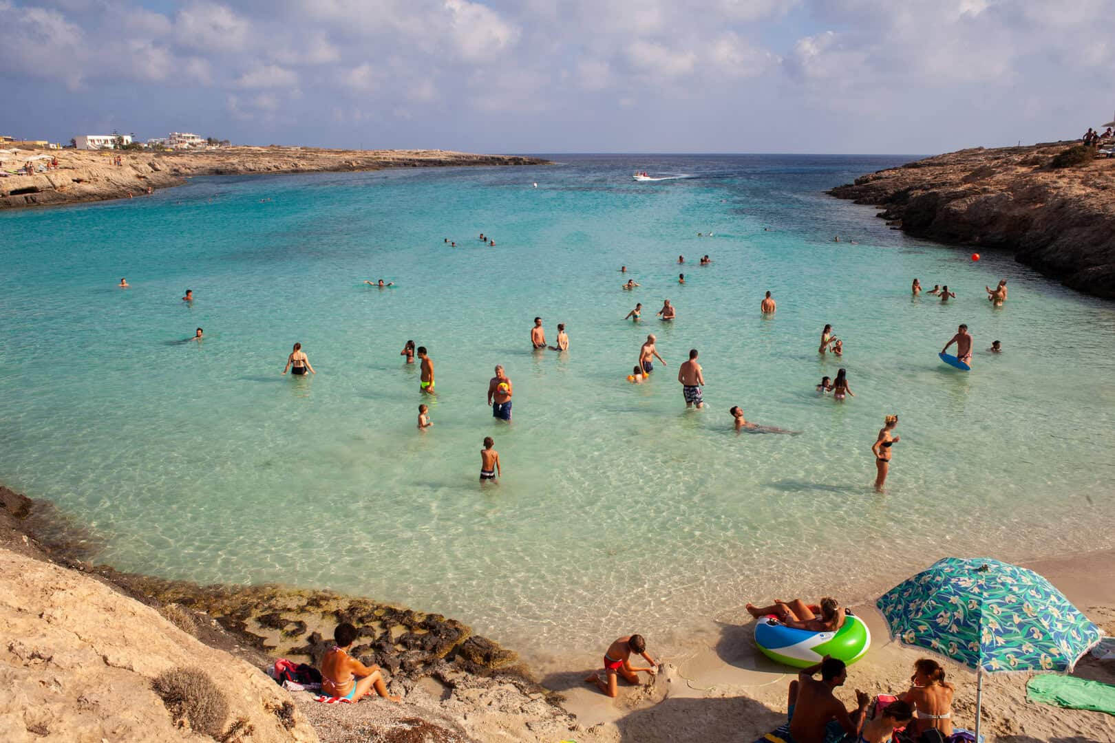 lampedusa spiagge paradiso naturale