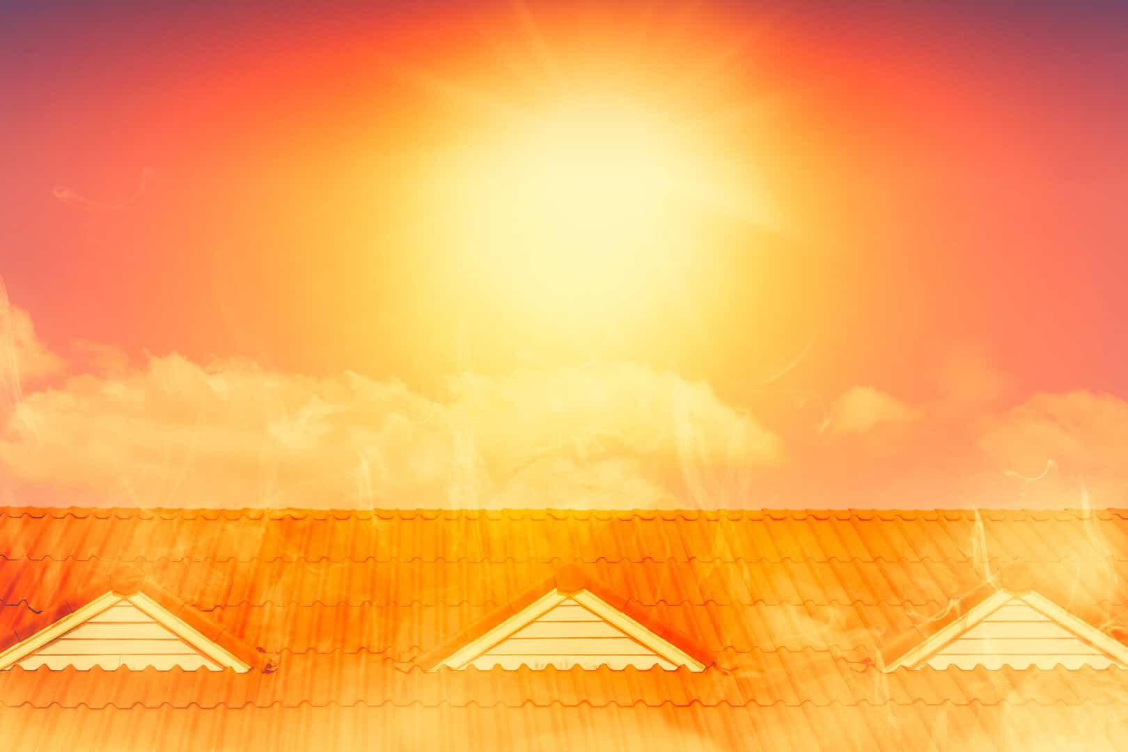 Meteo estremo a ripetizione, tra incendi, siccità, ondate di calore e tempeste: il Mediterraneo è l’area più colpita dal cambiamento climatico