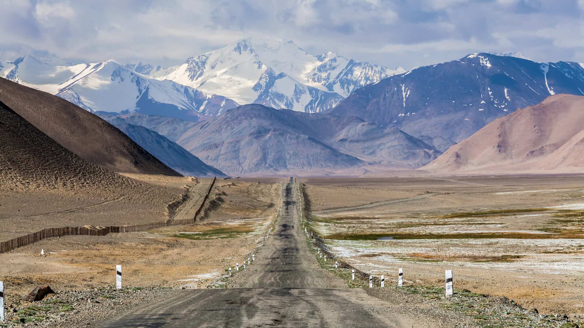 Un viaggio alternativo e avventuroso a basso costo: visita il Tajikistan e scopri il Pamir e la capitale Dushanbe