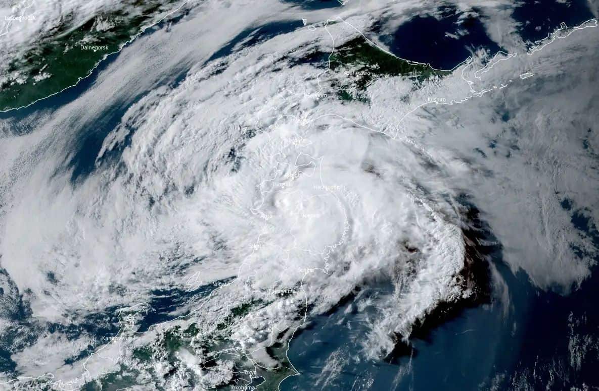 tempesta tropicale maria giappone