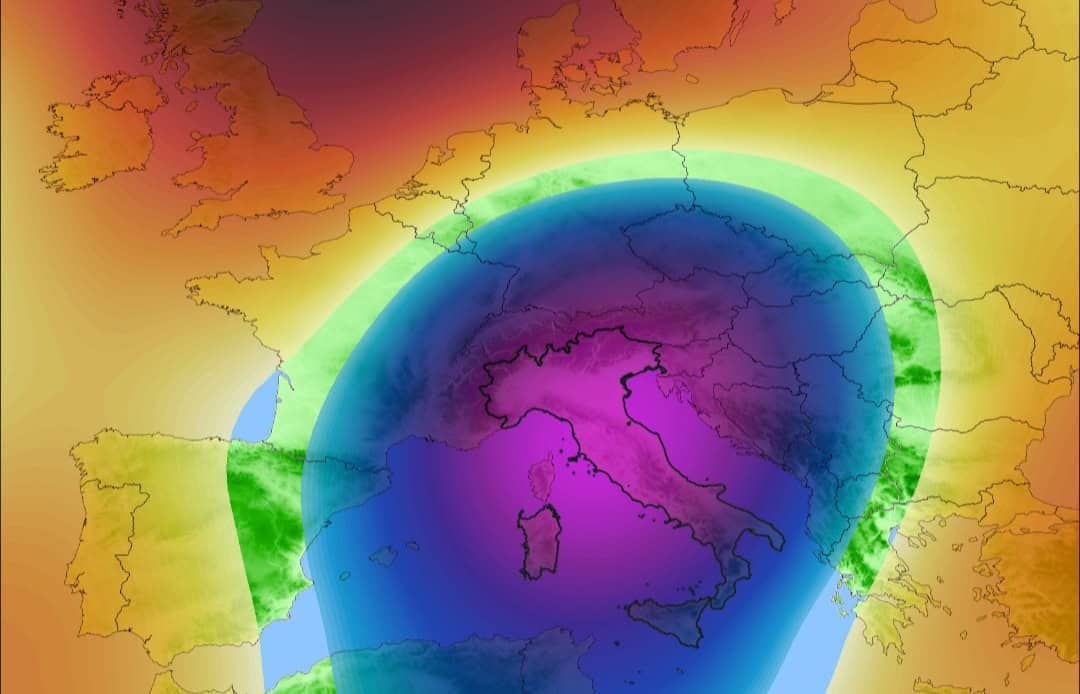 Meteo, forte perturbazione in arrivo sull’Italia: cresce la preoccupazione per l’Emilia Romagna
