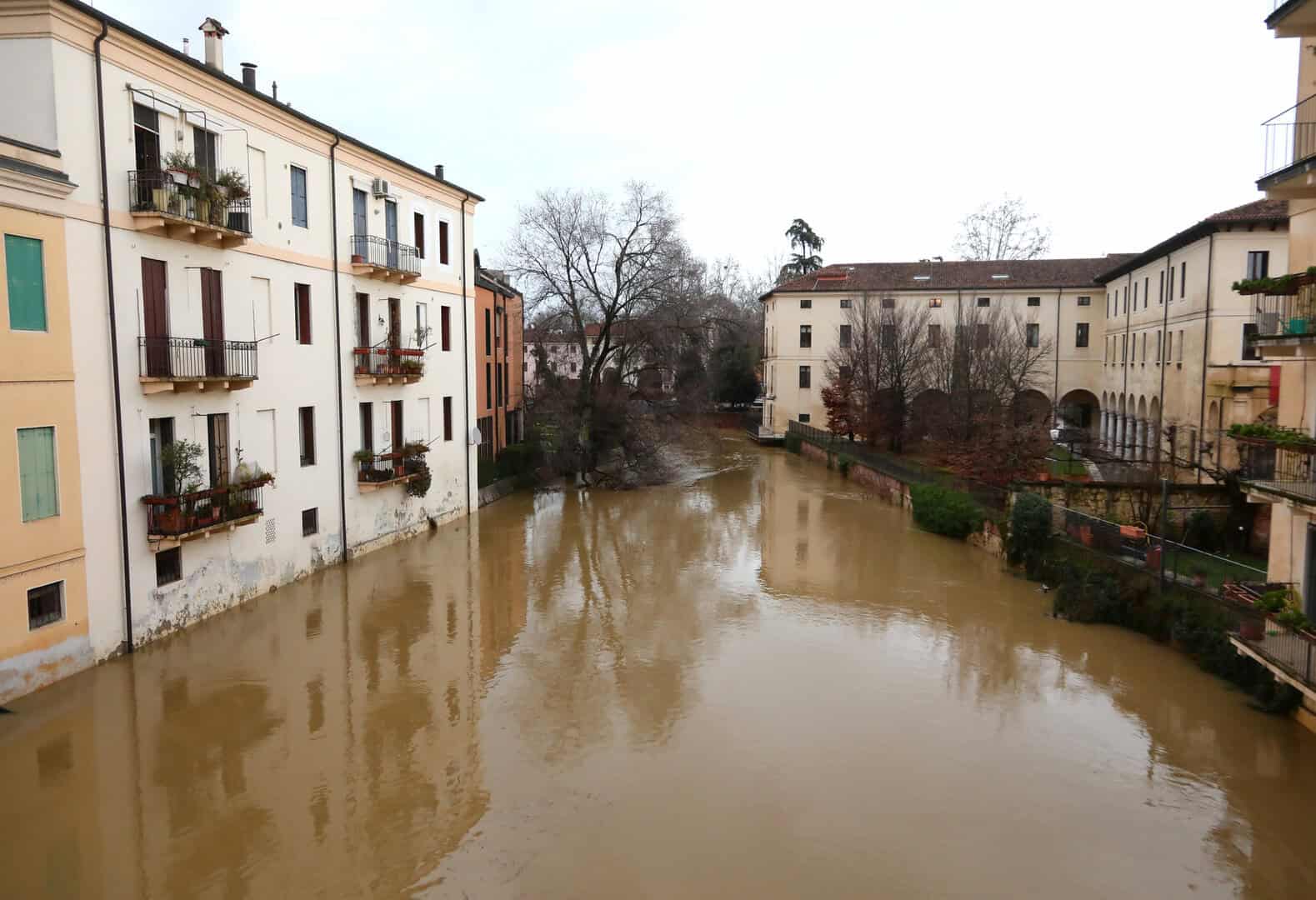 Meteo, alluvioni? Il Mediterraneo è una pentola a pressione pronta a esplodere