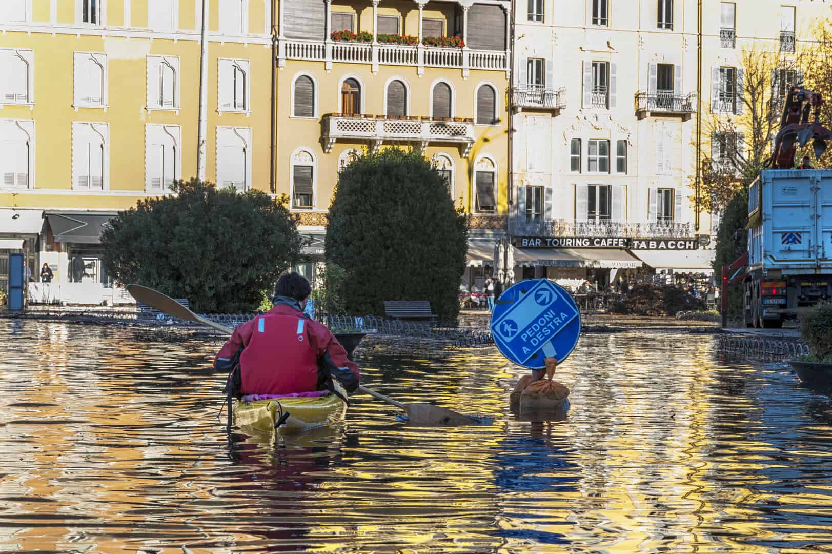 Meteo, inondazione lago di Como: crescita vertiginosa del 327% in una settimana