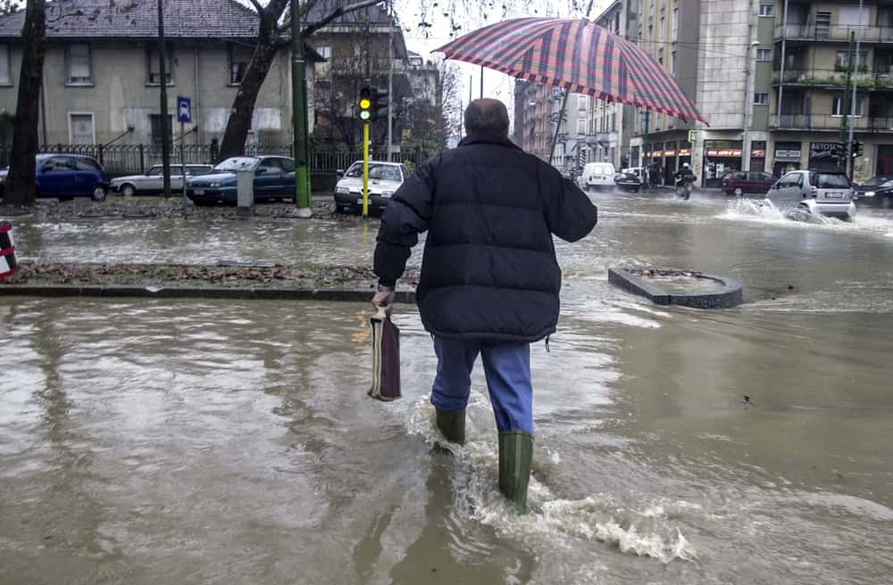 Meteo Lombardia, forte maltempo colpisce il Nord-Ovest e Milano