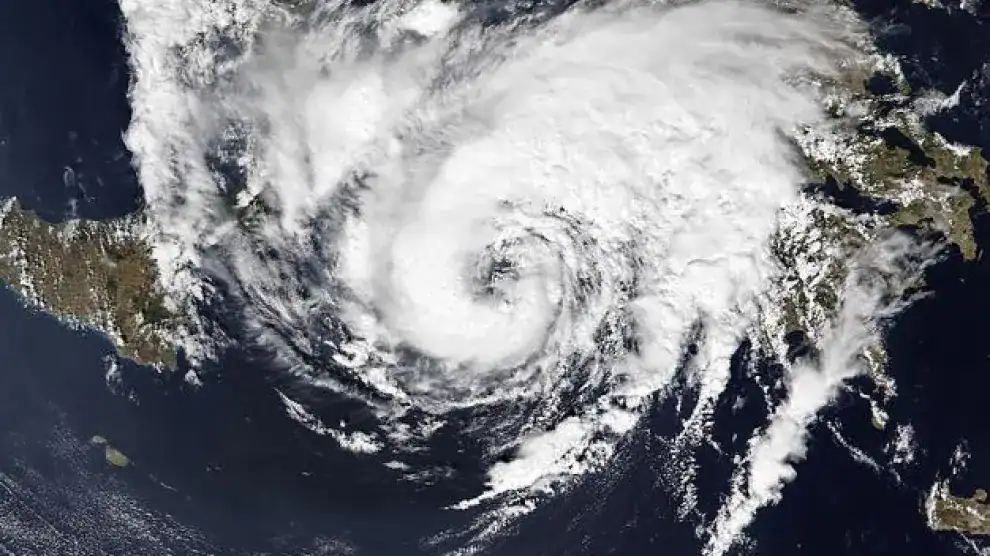 Meteo, il Warm Core: Il ‘cuore caldo’ che alimenta i Medicanes