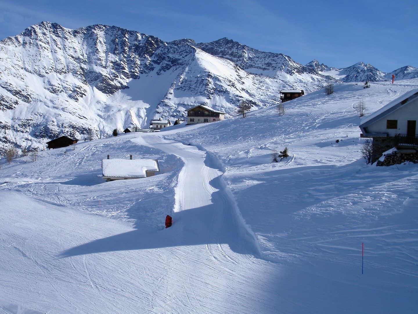 Turismo a La Thuile: sci, snowboard, fondo. Escursioni con ciaspole