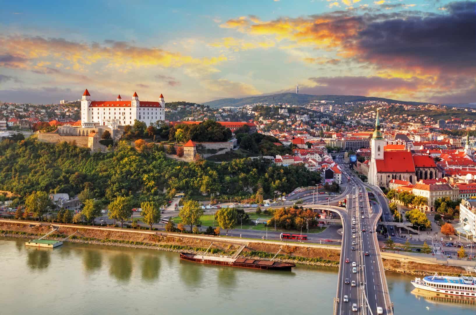 Come vestirsi per il clima tra -1 e 3°C durante il turismo a Bratislava