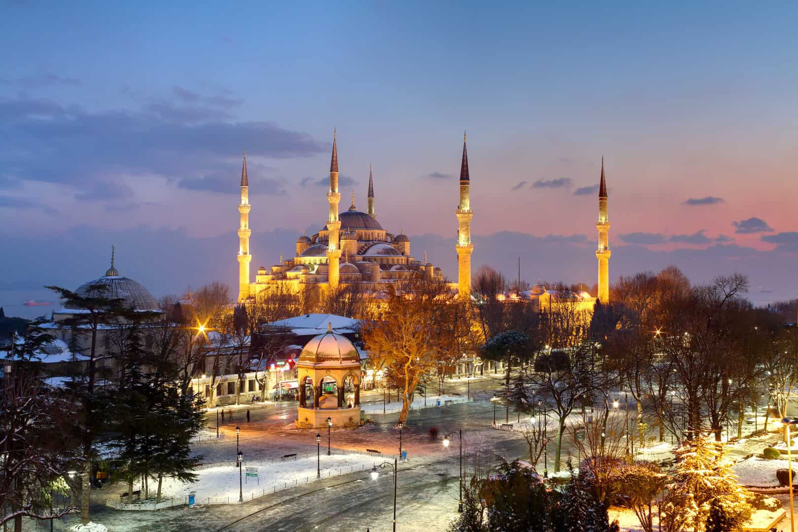 Turismo a Istanbul in inverno. Storia, cultura e gastronomia tra due continenti