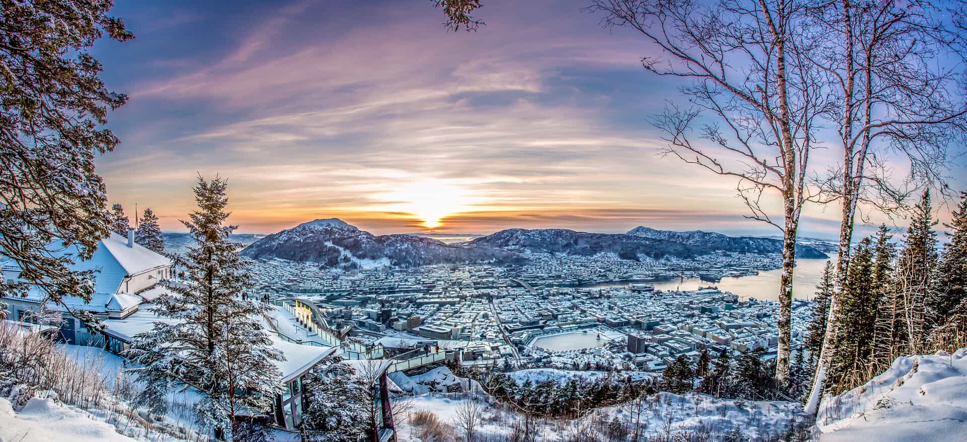 Turismo a Bergen. Scoprire la magia invernale tra fiordi e storia nordica