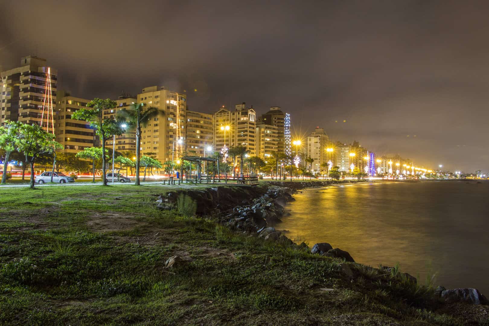 Turismo a Florianópolis: l’Isola della Magia tra spiagge incantevoli e vita notturna brasiliana