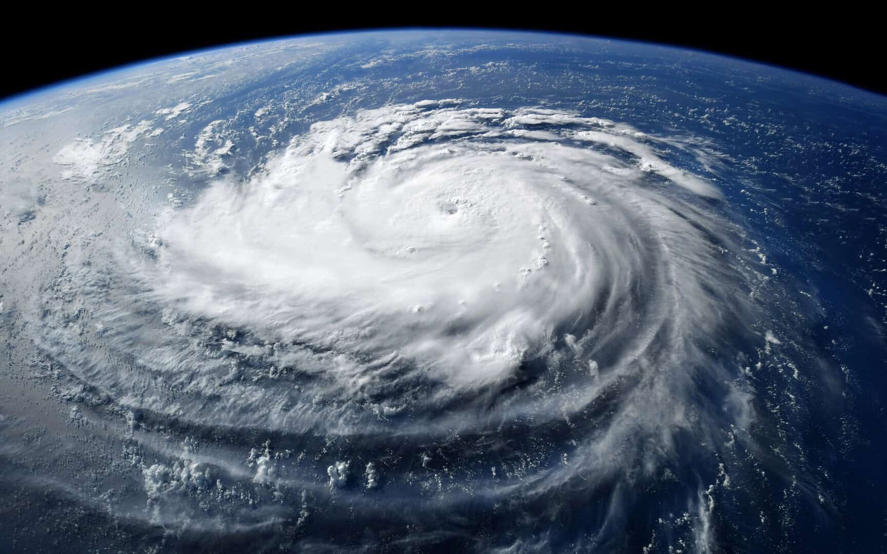 Uragani sempre più potenti per il cambiamento climatico, il futuro è segnato