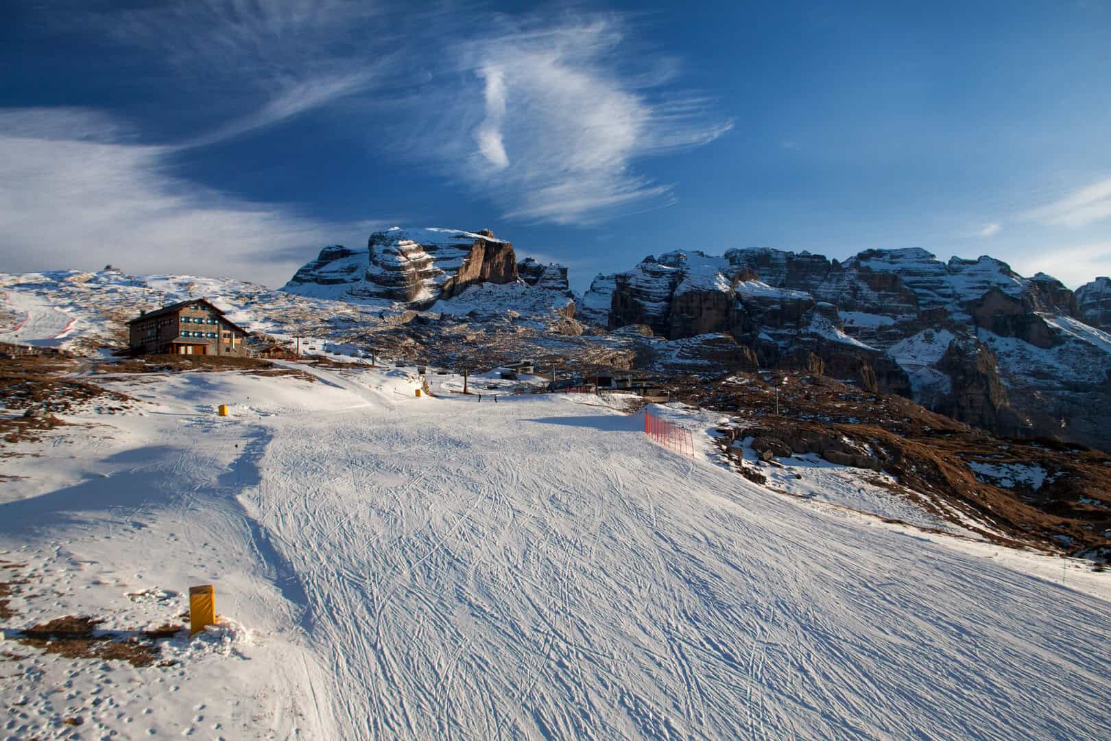 Turismo a Madonna di Campiglio. Sport invernali e avventure sulla neve