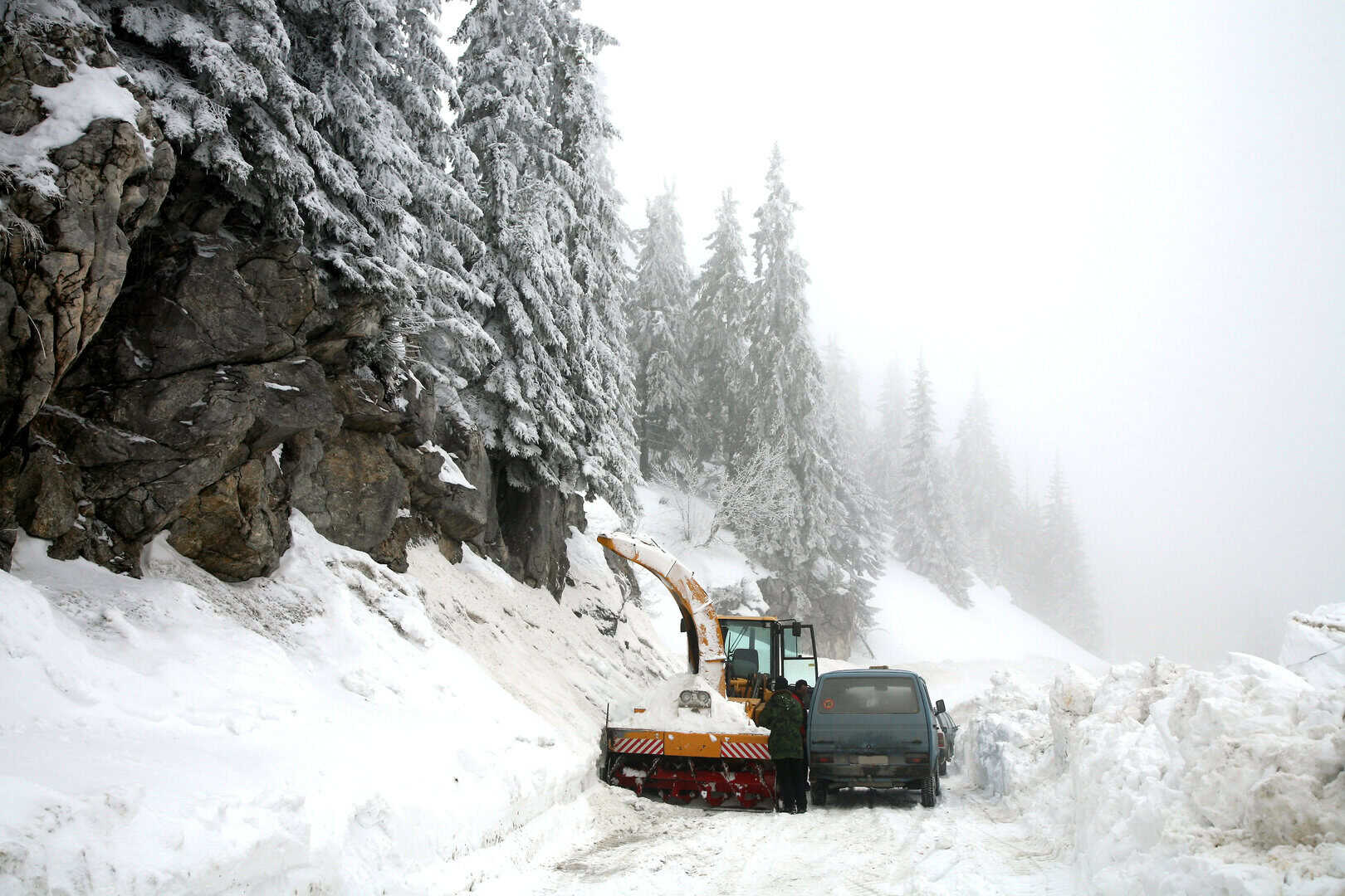 tempesta neve balcani 1224