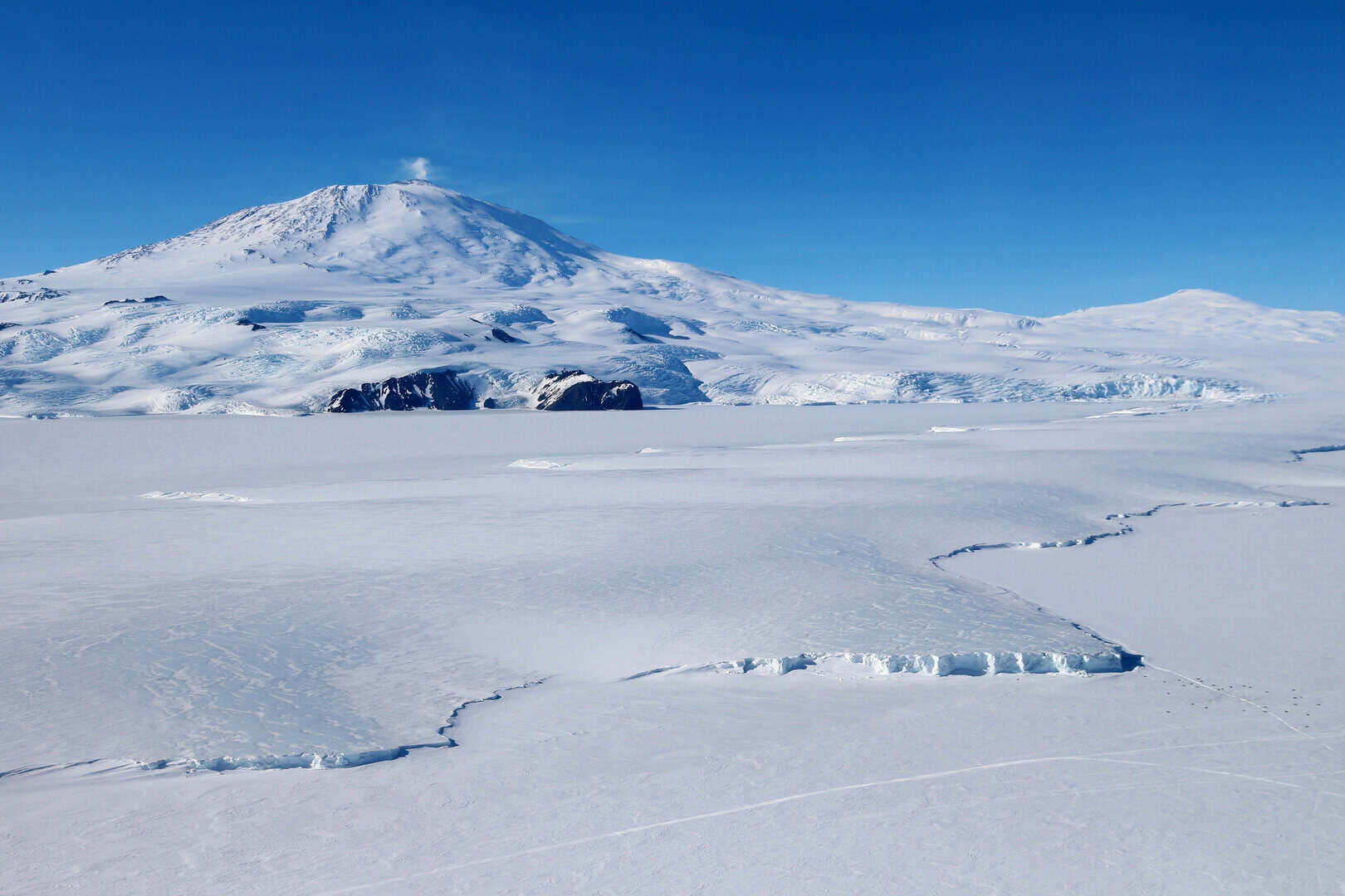 Vulcani dell’Antartide: saranno risvegliati dalla fusione dei ghiacci?