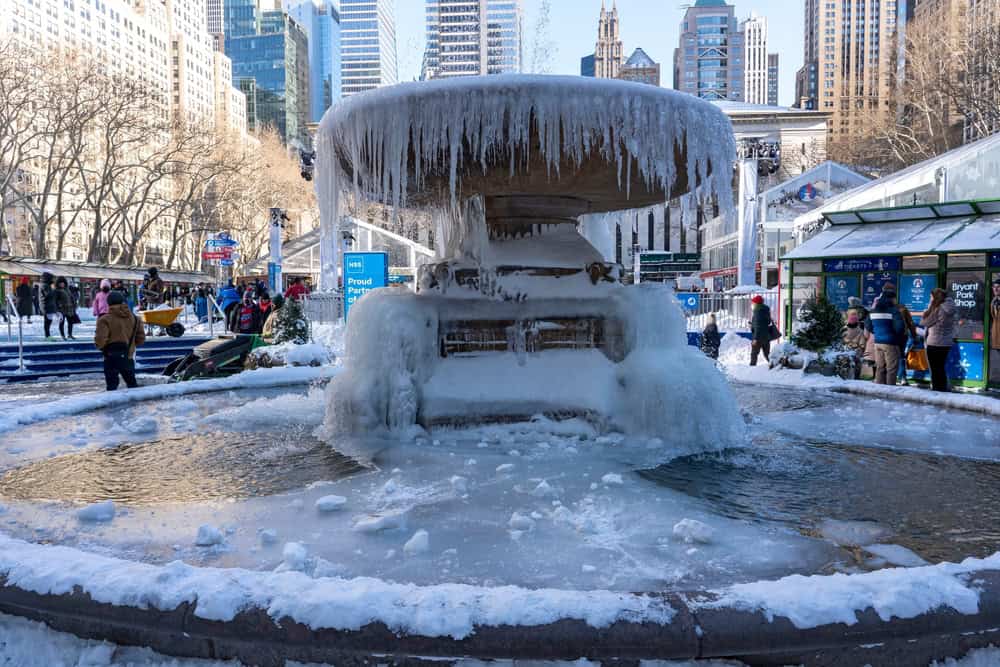 Meteo New York e New Jersey: tempesta di neve paralizza la città con accumuli record!
