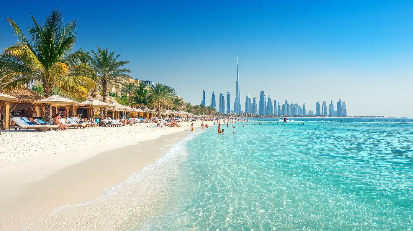 Turismo a Dubai: lusso accessibile. Spiagge incantevoli a basso costo