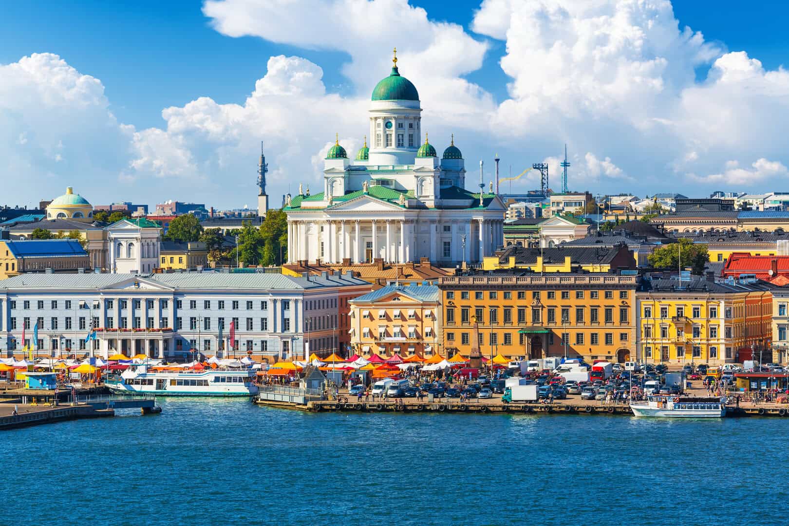 Turismo a Helsinki. Un viaggio nell’eleganza neoclassica e nella natura nordica