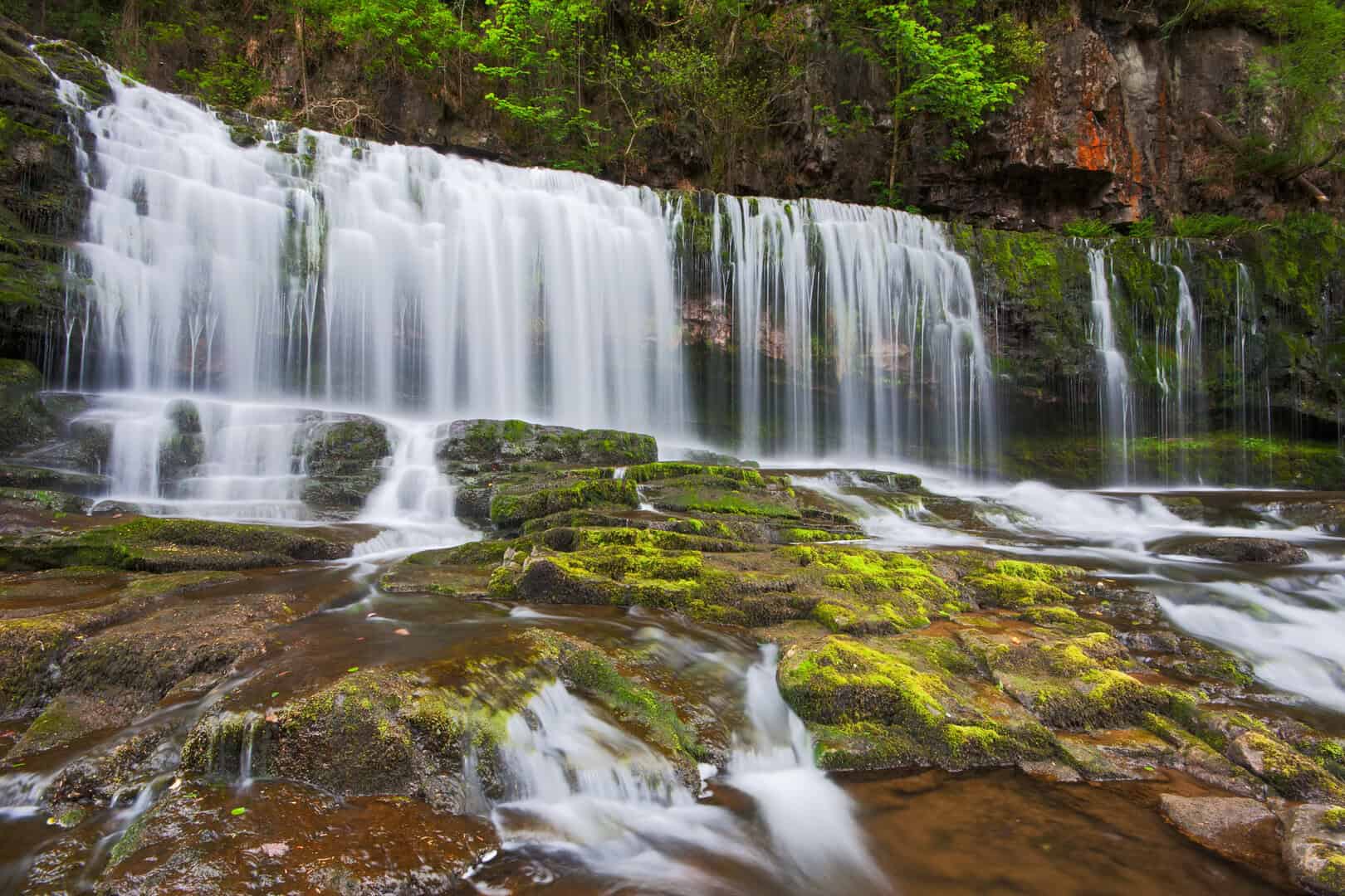Viaggio nel Regno Unito. Esplorando le gole e sentieri di Brecon Beacons