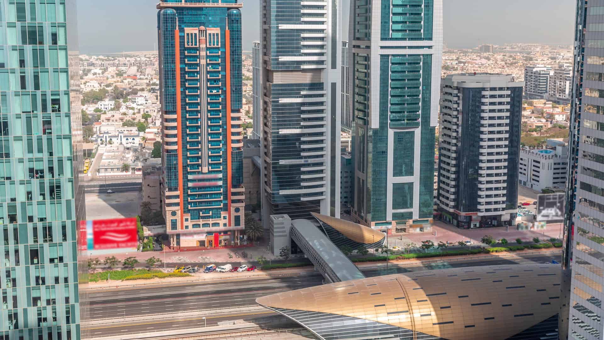 Viaggio a Dubai. Guida all’esplorazione delle icone architettoniche futuristiche