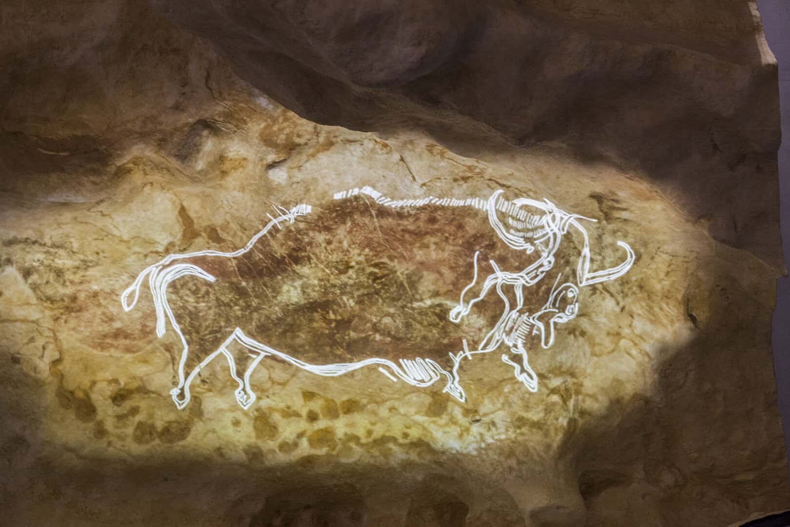 Viaggio nelle grotte di Lascaux. Un’esplorazione preistorica in Francia