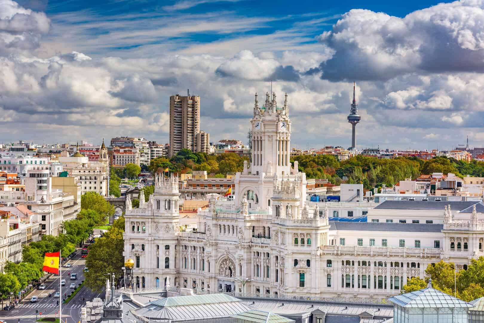 Turismo a Madrid: arte, palazzi, parchi e movida nella capitale spagnola. Madrid