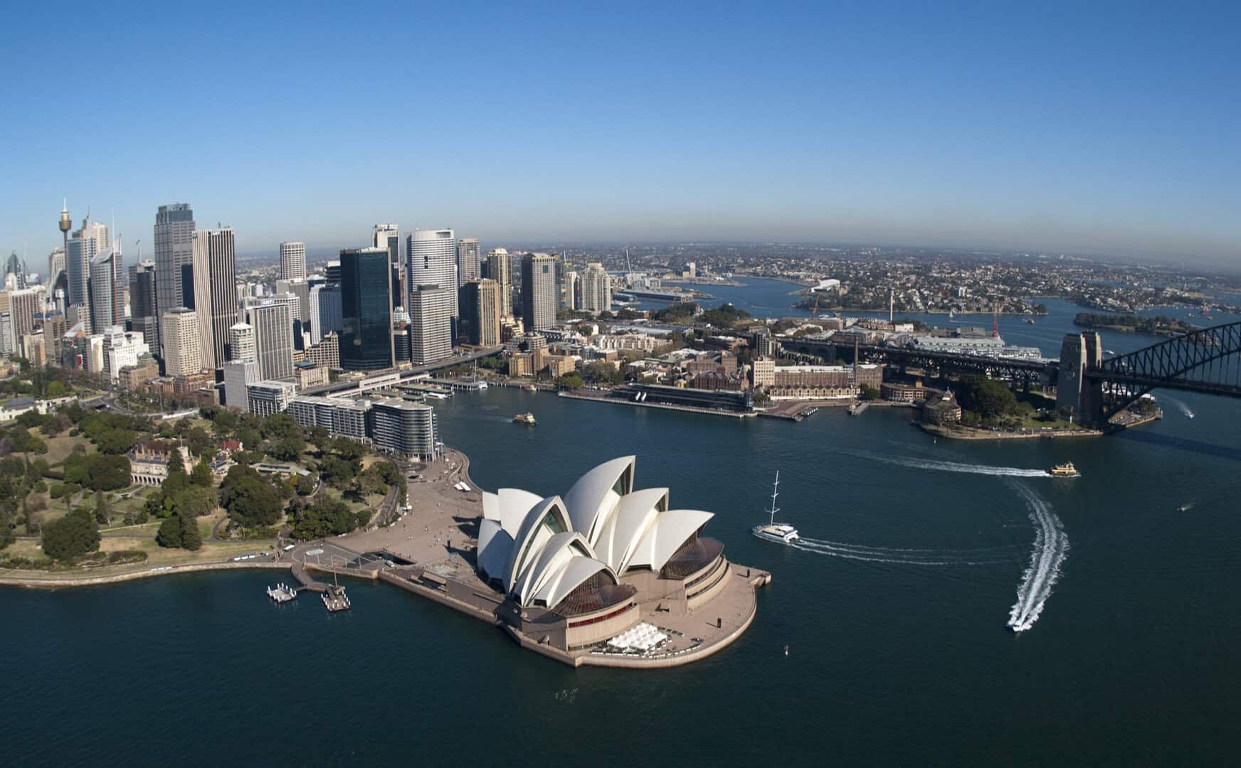 Turismo conveniente a Sydney. Spiagge incantevoli e l’iconica Opera House