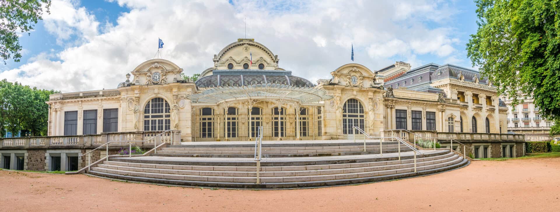 Viaggio a Vichy. Scopri le terme per un rilassante benessere francese