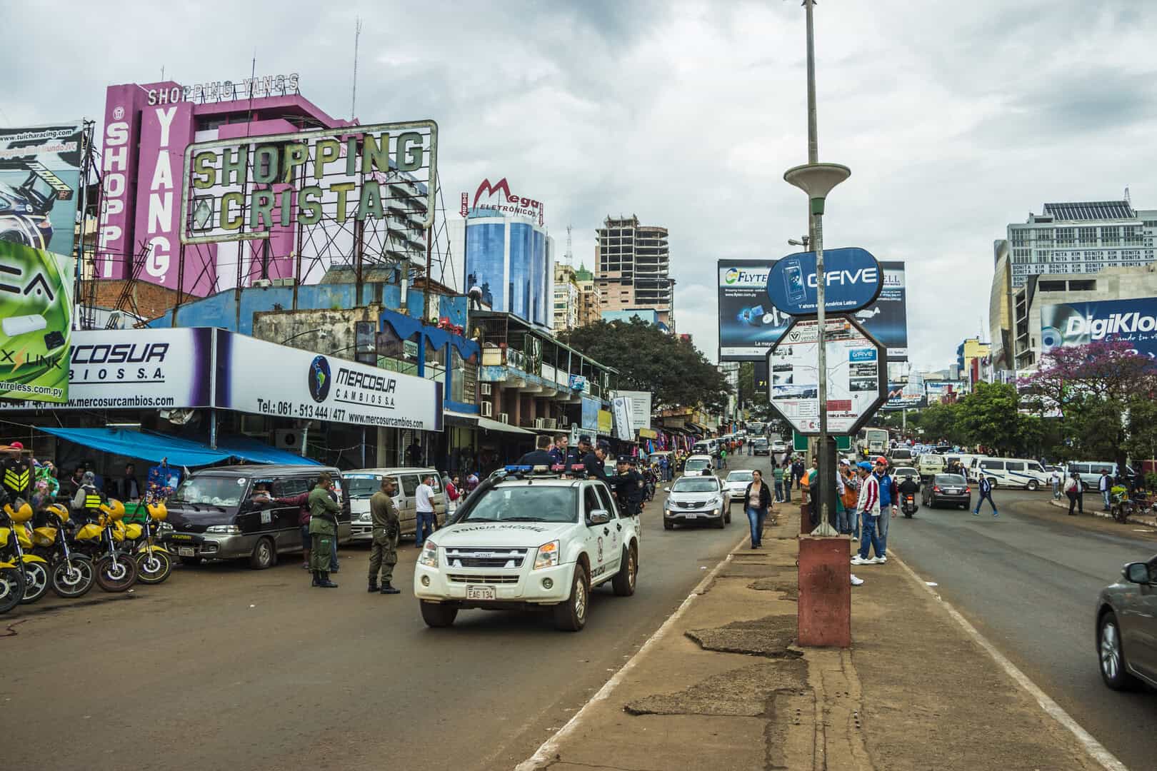Ciudad del Este Paraguay 180425 2