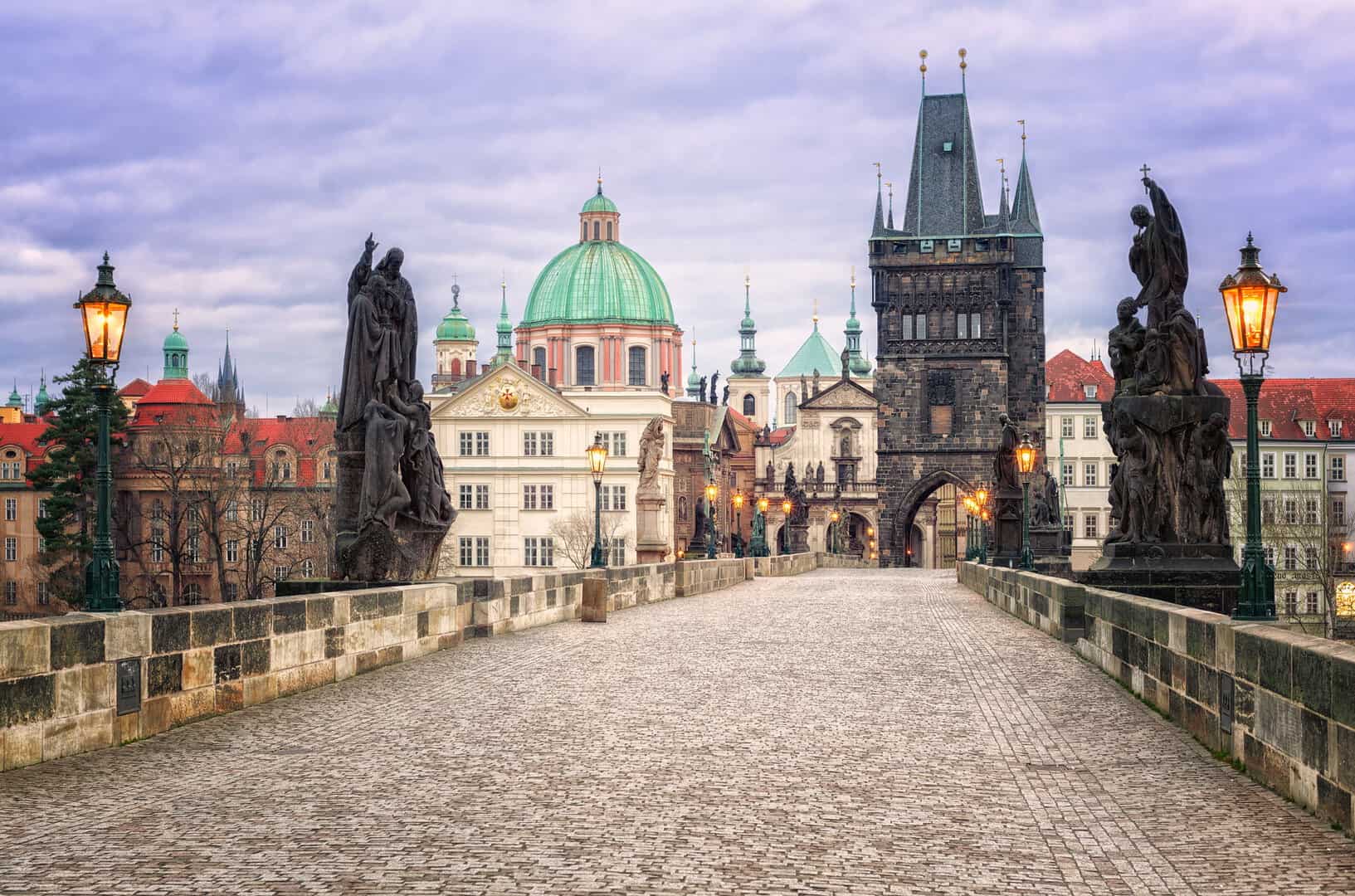 Praga, sogno d’Europa tra fiabe e realtà