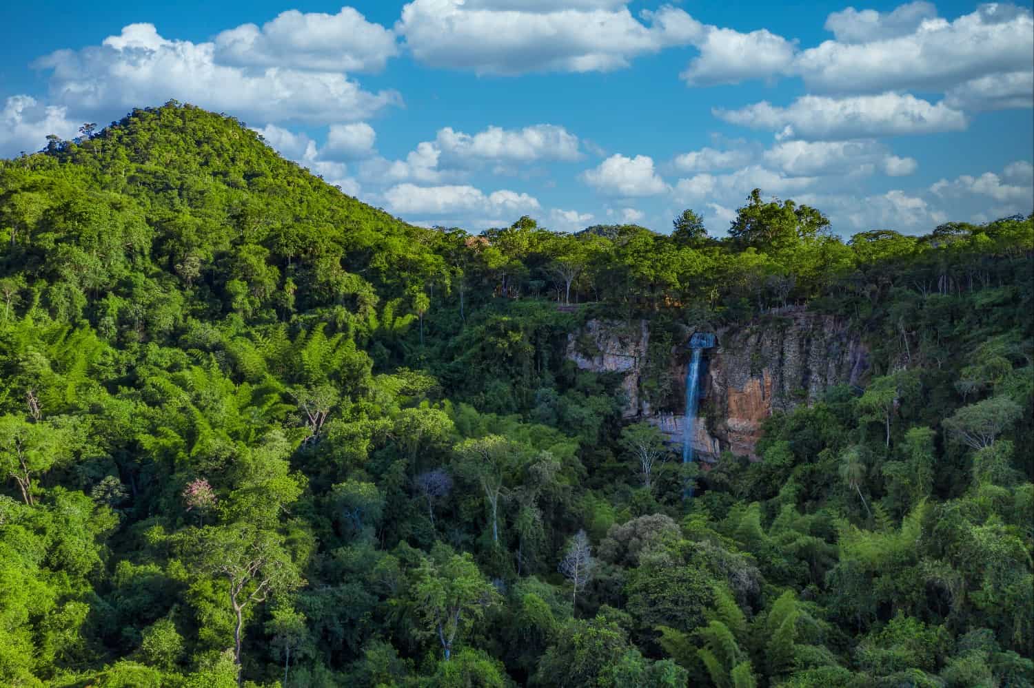 Salto del Guairá: Magia selvaggia tra acque e foreste